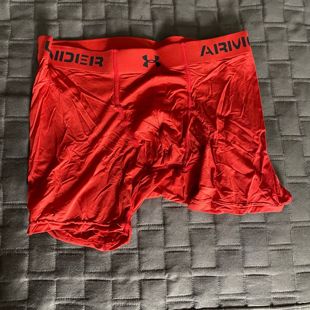 UA fitness briefs
